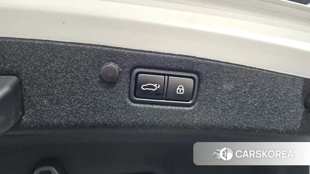 Hyundai The New Grandeur IG id 3306161 из Кореи 10