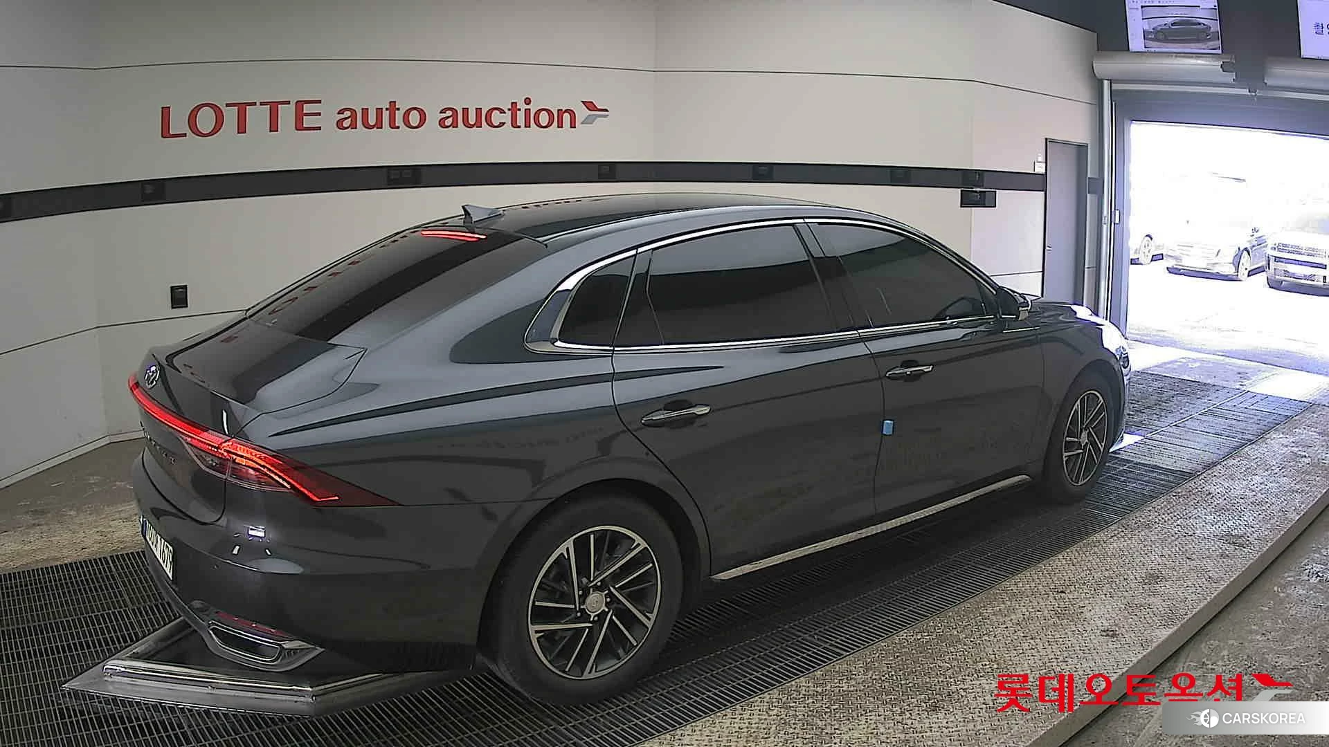 Hyundai Grandeur id 3882071 из Кореи 10