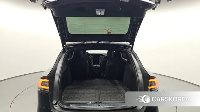 Tesla Model X id 3547198 из Кореи 10