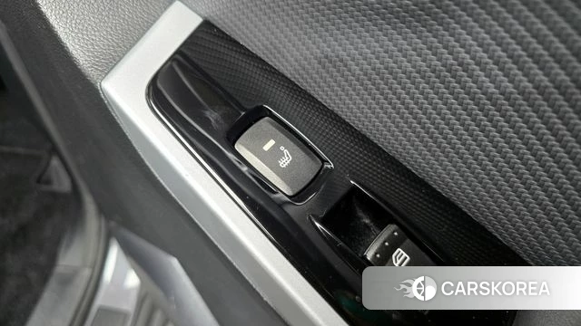 Ssangyong New Style Korando C id 4203767 из Кореи 10