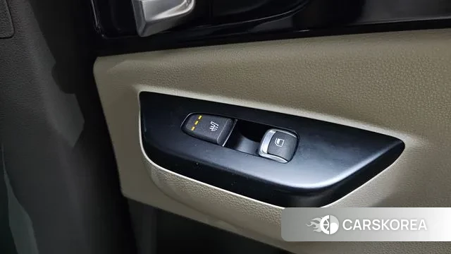 Kia Carnival 4th generation id 3028322 из Кореи 10