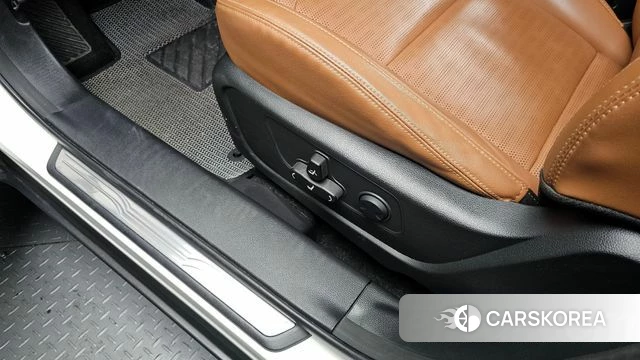 Ssangyong Torres id 3838216 из Кореи 10