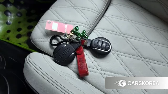 Mini Cooper S id 3016432 из Кореи 10