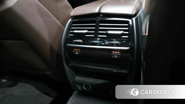 BMW 5 Series (G30) id 4396820 из Кореи 10