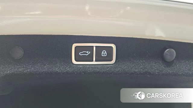 Hyundai Grandeur Hybrid (GN7) id 4602610 из Кореи 10