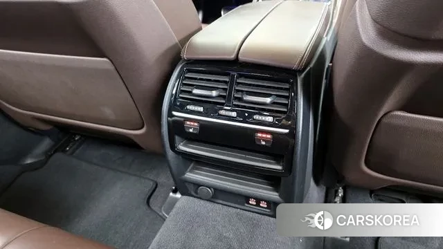 BMW 5 Series (G30) id 3023918 из Кореи 10