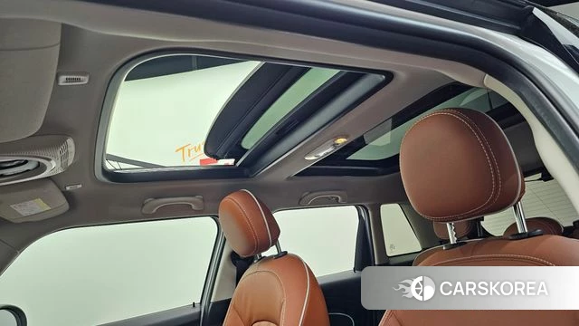Mini Cooper S id 4302509 из Кореи 10