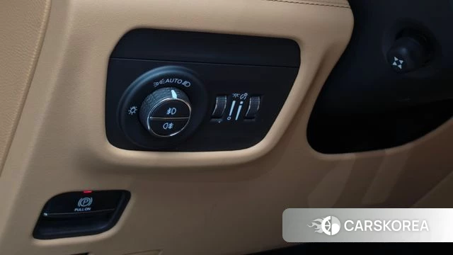 Jeep Grand Cherokee (WL) id 4540386 из Кореи 10
