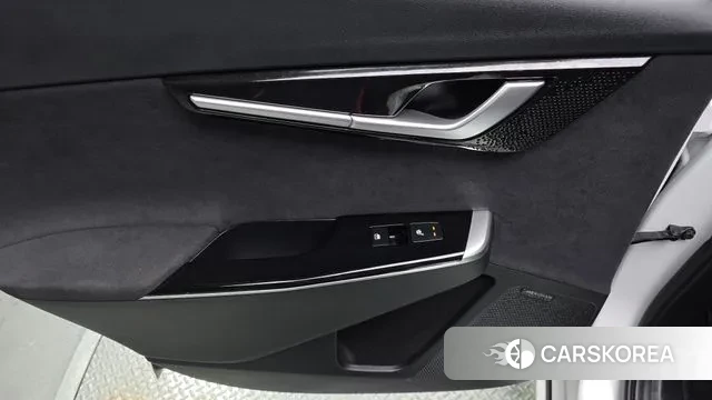 Kia EV6 id 3437467 из Кореи 10