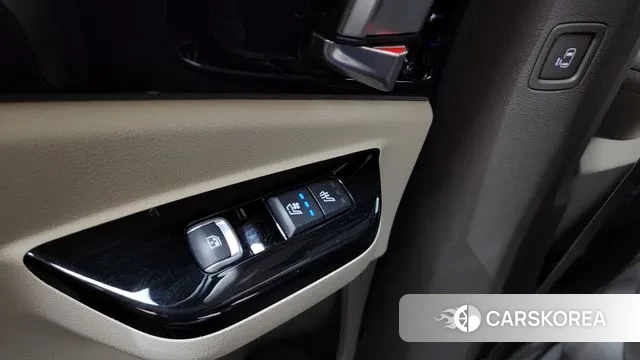 Kia Carnival 4th generation id 3519326 из Кореи 10