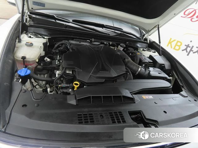 Hyundai Grandeur (GN7) id 4433327 из Кореи 10
