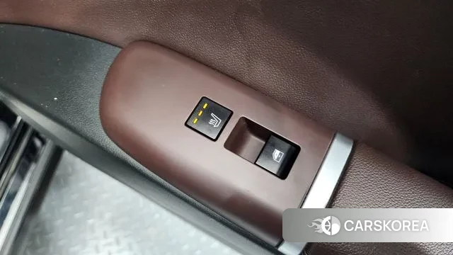 Hyundai Grandeur (GN7) id 3746173 из Кореи 10