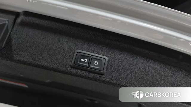 Audi Q3 (F3) id 3899029 из Кореи 10