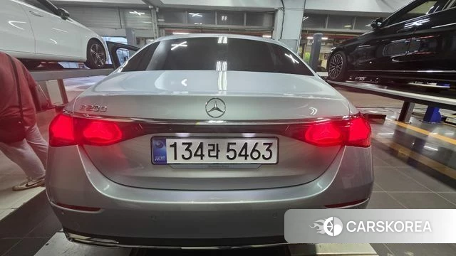 Mercedes-Benz E-Class W214 id 4499414 из Кореи 10