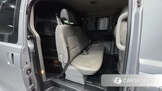 Hyundai The New Grand Starex id 3692926 из Кореи 10