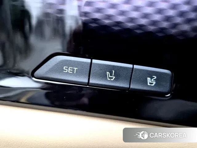 Kia Carnival 4th generation id 3523741 из Кореи 10