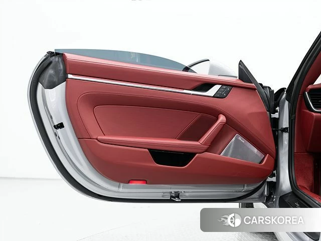 Porsche 911(992) id 3939860 из Кореи 10