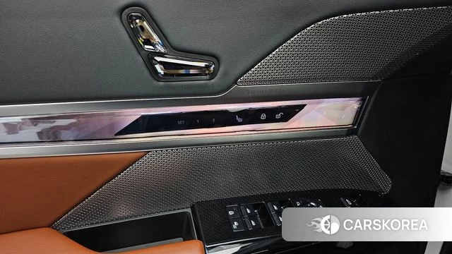 BMW 7 Series (G70) id 3891277 из Кореи 10