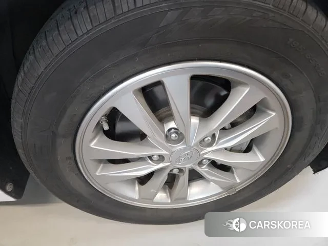 Hyundai The New Avante AD id 3396677 из Кореи 10