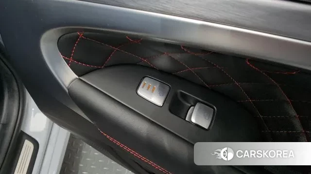 Genesis G70 id 3499941 из Кореи 10