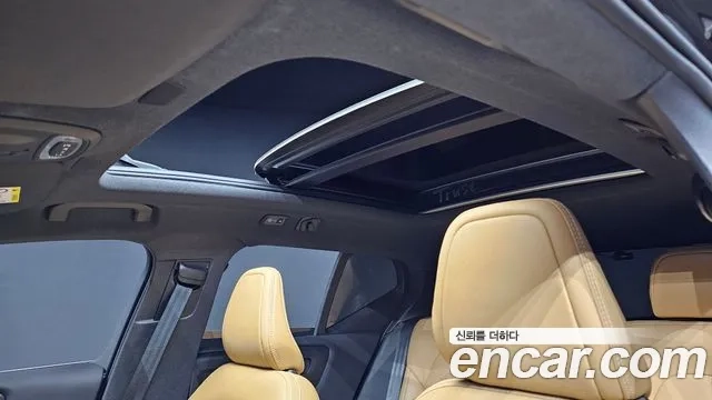 Volvo XC40 id 2955909 из Кореи 10