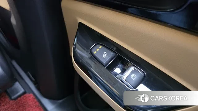 Kia Carnival 4th generation id 3300225 из Кореи 10