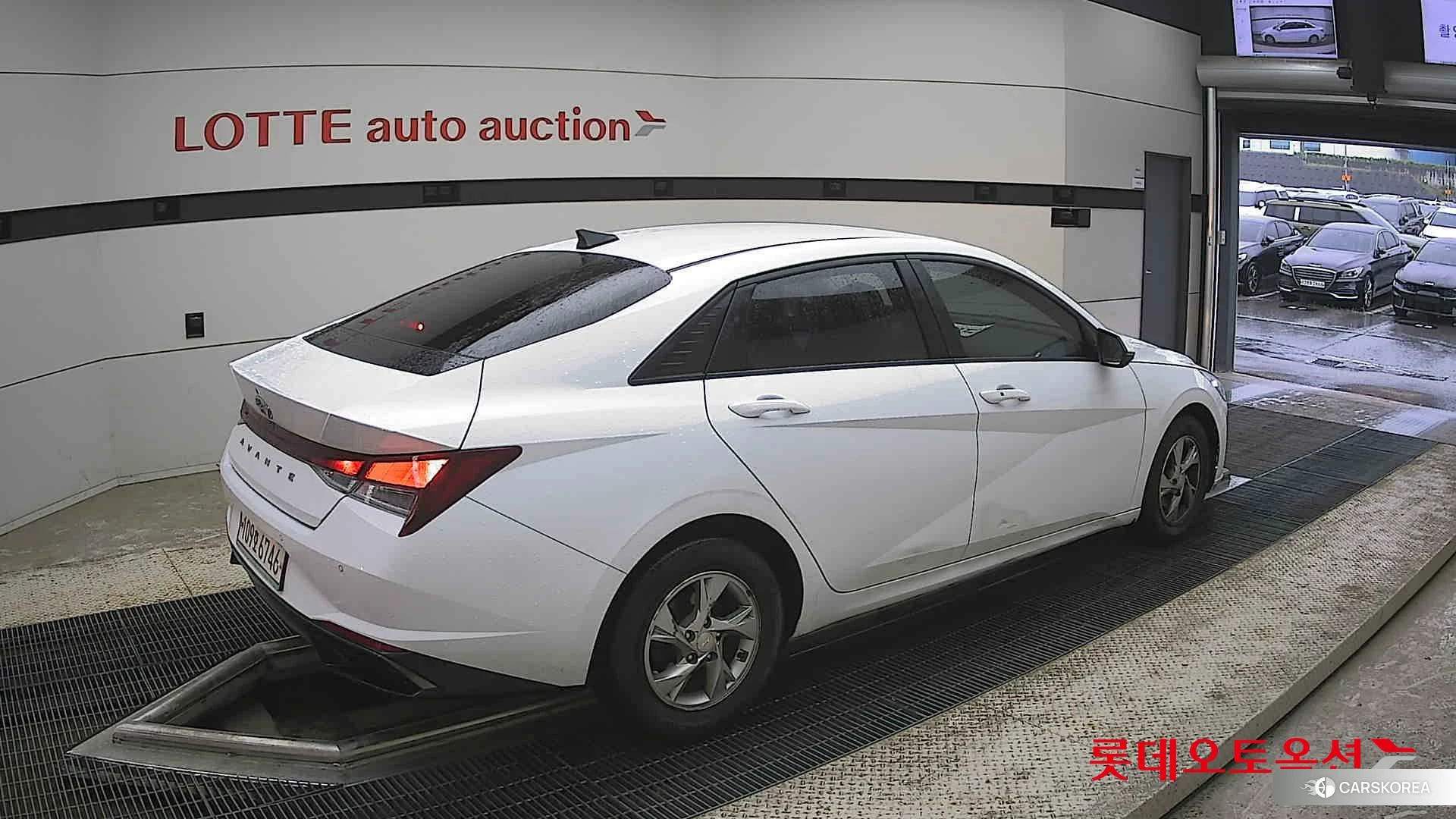 Hyundai Avante id 4352349 из Кореи 10