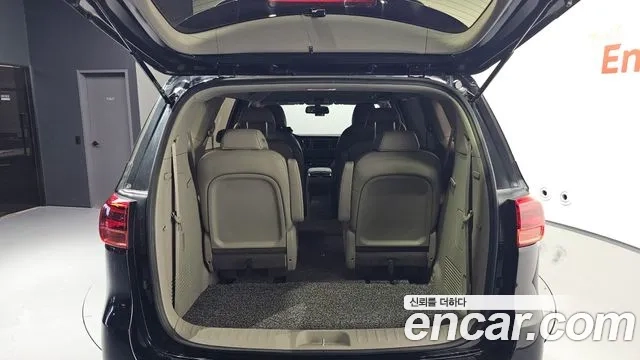 Kia The New Carnival id 2865288 из Кореи 10