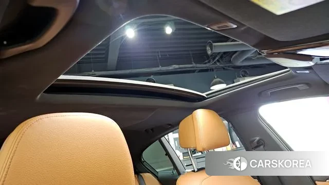 BMW 5 Series (G30) id 3273177 из Кореи 10