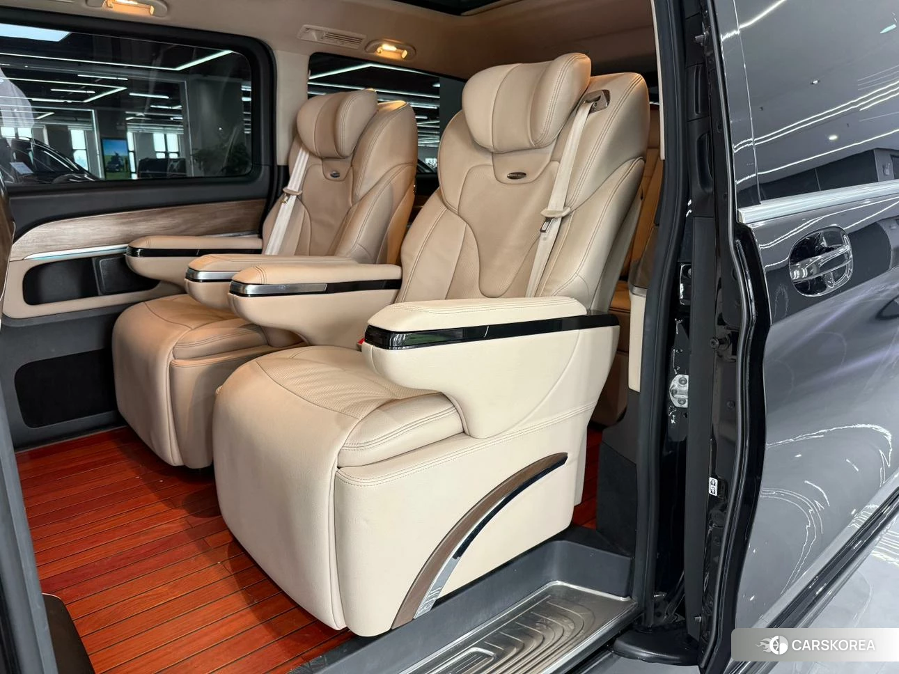 Mercedes-Benz V-class id 4486461 из Китая 10