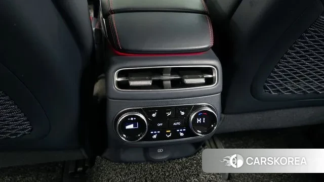 Genesis GV70 id 3539815 из Кореи 10