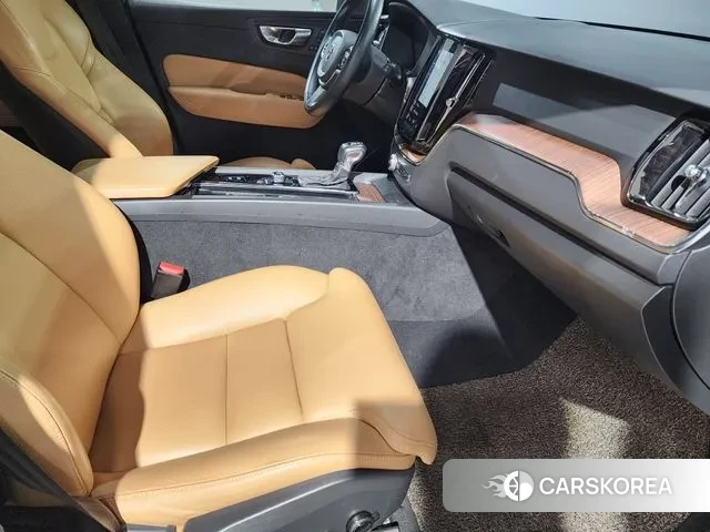 Volvo XC60 second Generation id 3385972 из Кореи 10