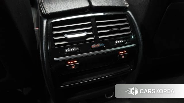 BMW 5 Series (G30) id 4737466 из Кореи 10