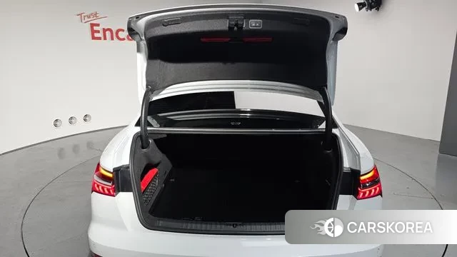 Audi A6 (C8) id 3519817 из Кореи 10