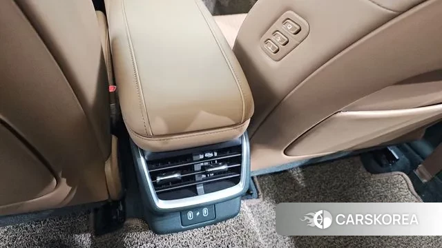 Hyundai Grandeur Hybrid (GN7) id 3353745 из Кореи 10