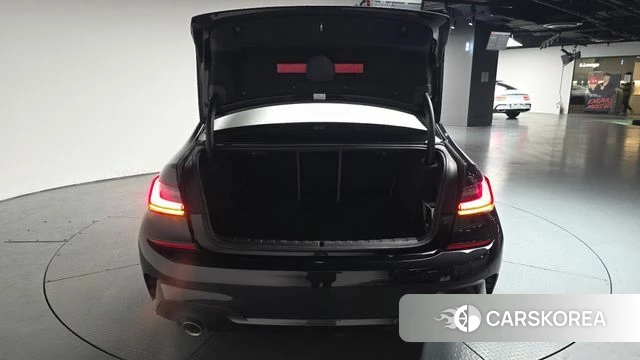 BMW 3 Series (G20) id 3934957 из Кореи 10