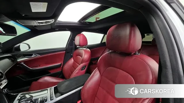 Kia Stinger id 3583528 из Кореи 10