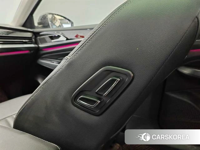 Volkswagen Passat id 4261288 из Китая 10
