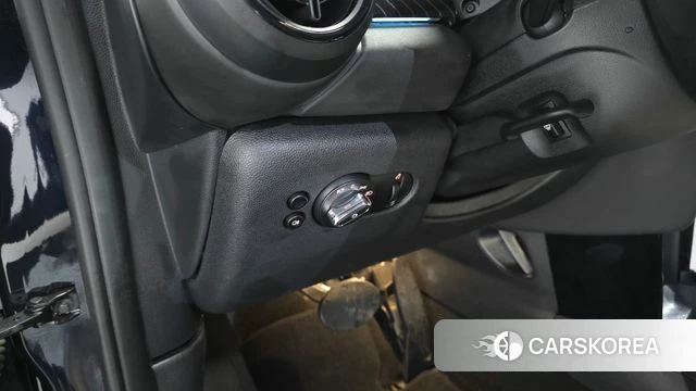 Mini Cooper Electric id 4630688 из Кореи 10