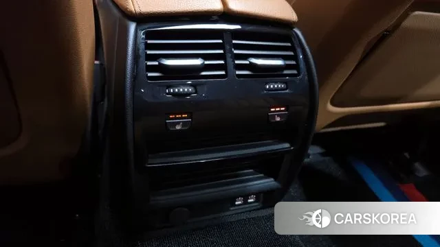 BMW 5 Series (G30) id 3539870 из Кореи 10