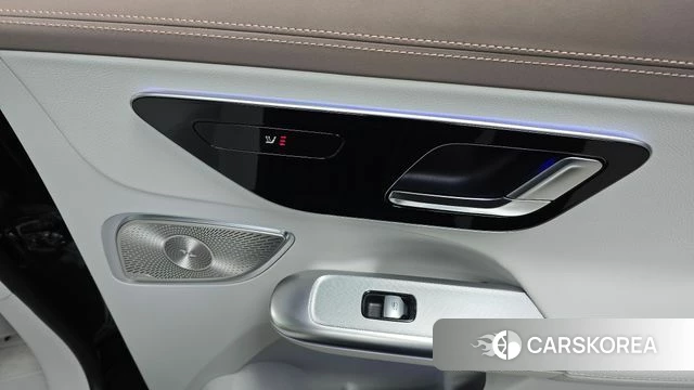 Mercedes-Benz EQE SUV X294 id 3914606 из Кореи 10