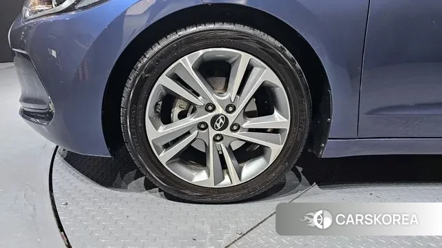 Hyundai Avante AD id 3773085 из Кореи 10