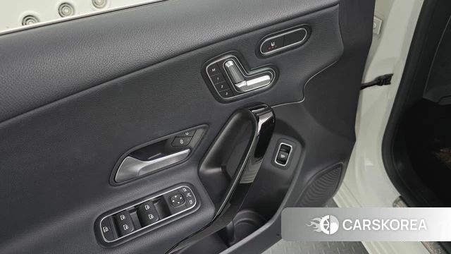 Mercedes-Benz A-Class W177 id 4535703 из Кореи 10