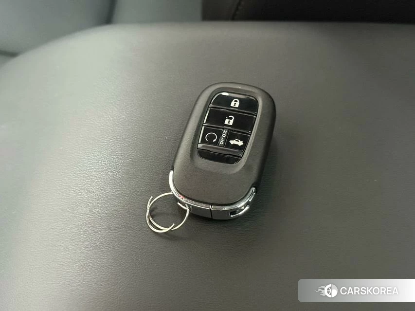 Honda Accord id 4487439 из Китая 10