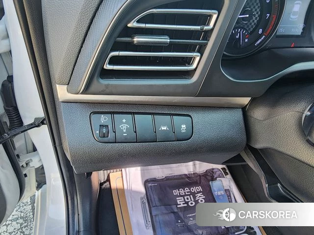 Hyundai The New Avante AD id 3792468 из Кореи 10