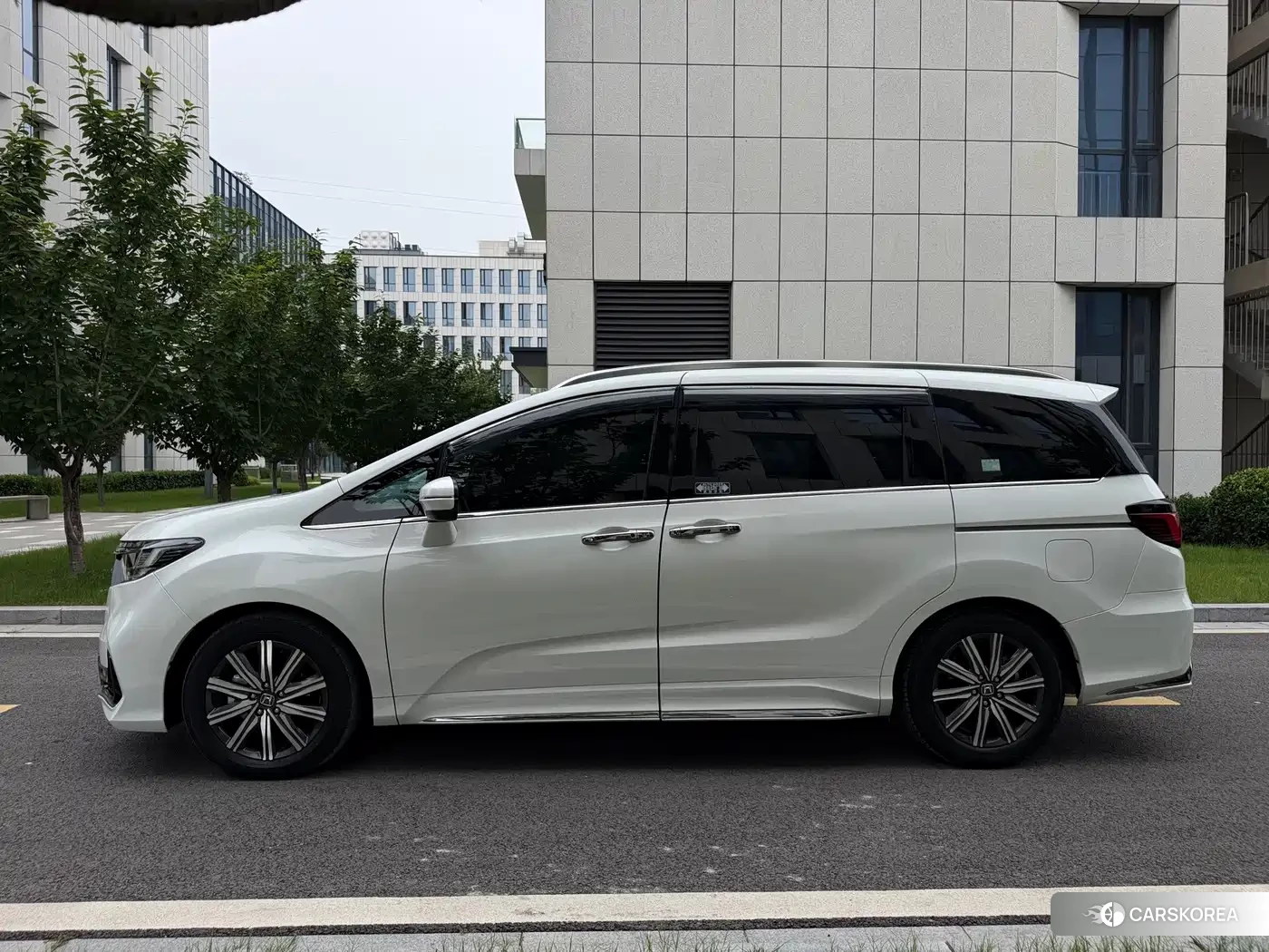 Honda Odyssey id 4629060 из Китая 10