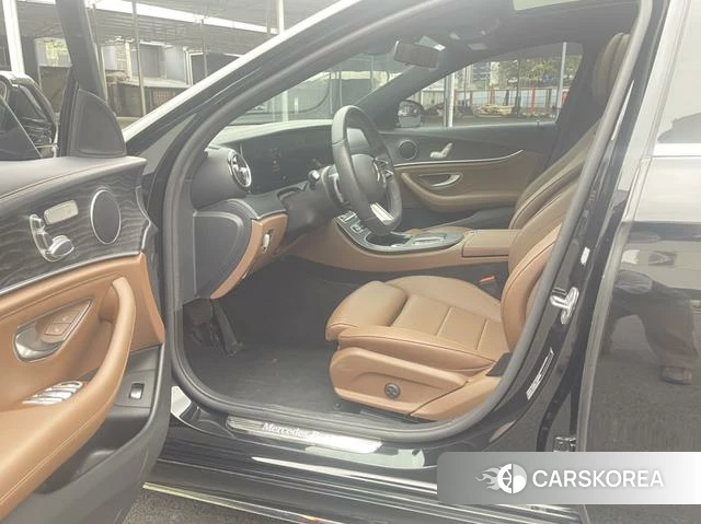 Mercedes-Benz E-class id 4256430 из Китая 10