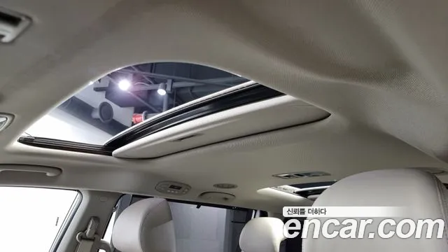 Kia The New Carnival id 2711970 из Кореи 10