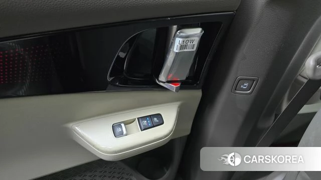 Kia The New Carnival 4th Generation id 3909636 из Кореи 10