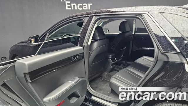 Hyundai Grandeur Hybrid (GN7) id 2816008 из Кореи 10